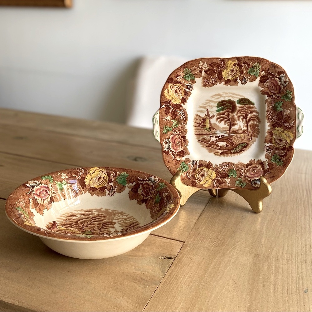 Set of 2 Enoch Woods English Scenery Brown Multicolor Bowl and Square Cake Plate